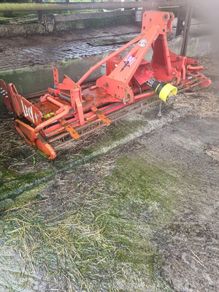 Power harrow