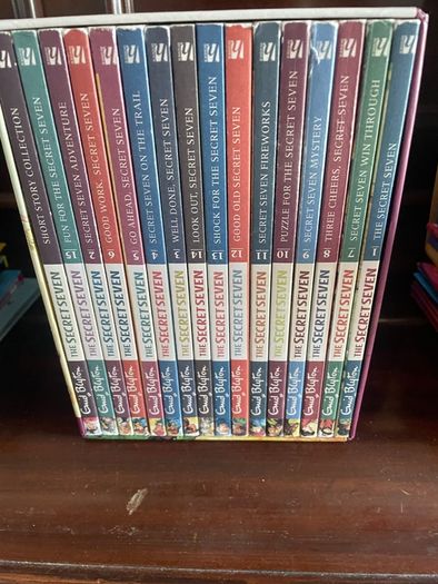 Secret Seven: The Secret Seven Complete Collection (1-16) by Enid Blyton