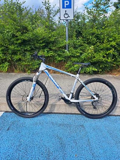 Giant Talon 2 Mountain Bike