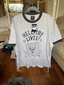 Stranger things t-shirt hellfire club 2xl NEW