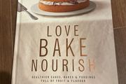 Live Bake Nourish by Amber Rose
