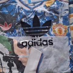 manchester united stone Roses XL adults