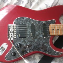 Squier Korean Strat with Steve Lukather EMG pickups