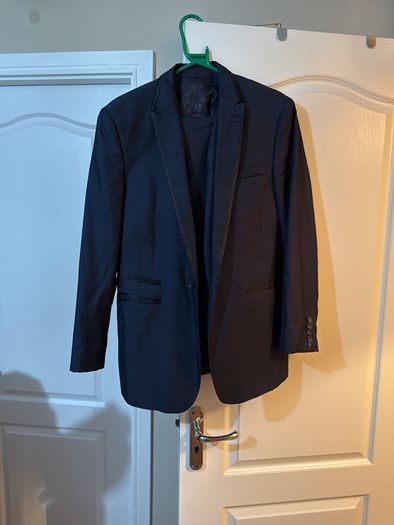 men suite