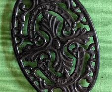 Trivet