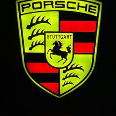 Porsche Lightbox