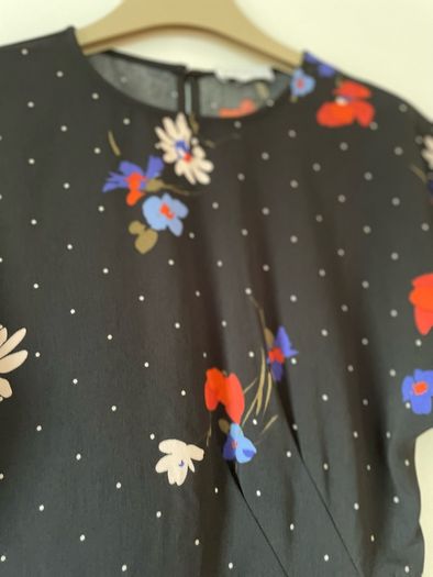 Warehouse black floral dress size 8 New without tags