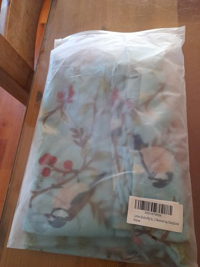 Ladies scarfs
