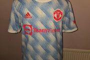 Manchester United 2021/22 Away Jersey - Medium size