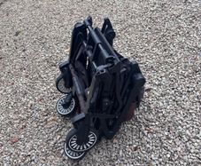 Free compact fold up Stroller