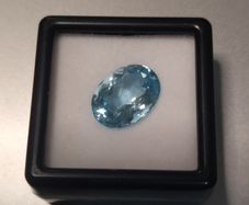 4 ct, Natural Oval Cut, Aquamarine Gemstone , Certified, Eye,
