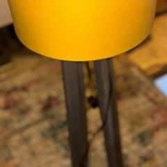 floor lamp