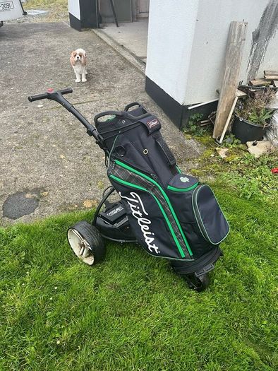 Golf bag and motocaddy