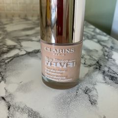 Clarins foundation