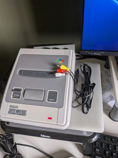 Super Nintendo (SNES) Console PAL
