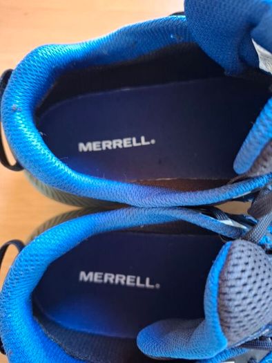 Men's shoes