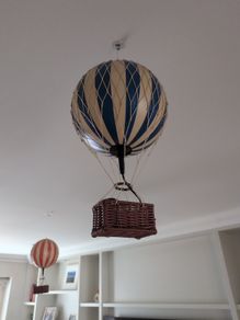 Authentic Models Travels Light LED Balloons x 3