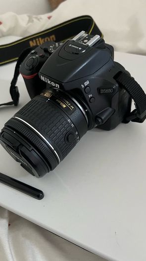 Nikon D5600 DSLR camera