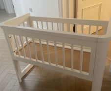 Troll Bedside Crib