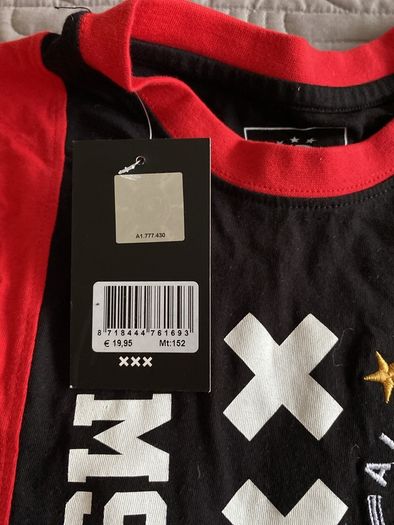 BNWT Ajax t-shirt - Red/Black - Age 12-13