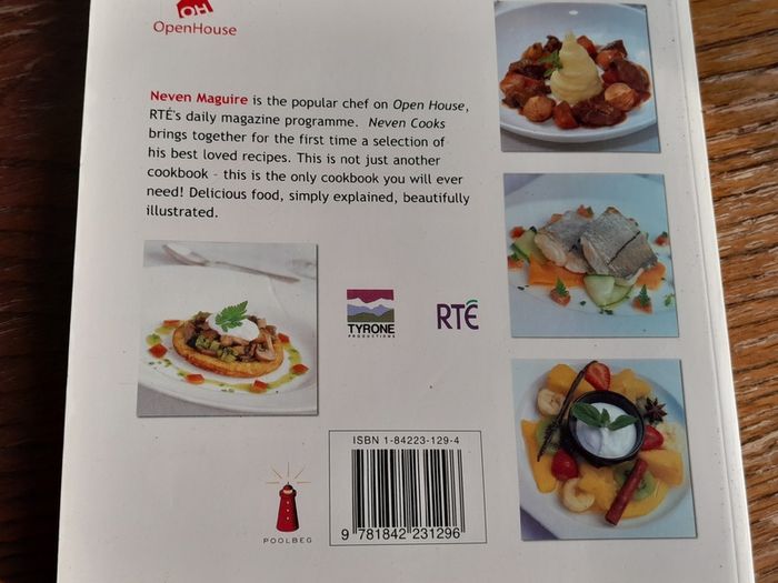 Book, Neven Cooks