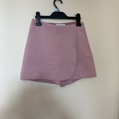 Ladies skirt