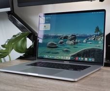 MacBook Pro 16" 2019 32GB | i7-9750H | 512GB | Radeon Pro 5300M 4GB