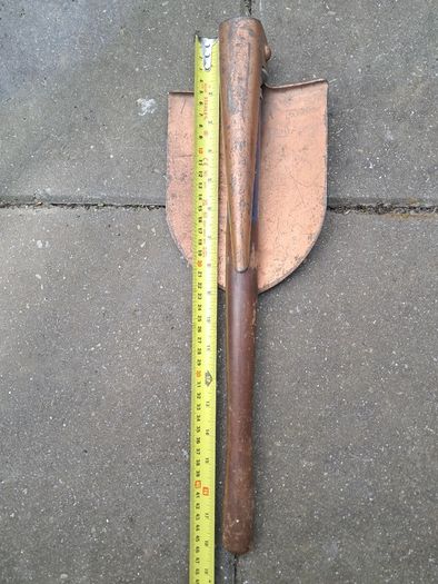 Japanese Folding Trench Shovel