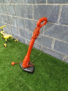 Small garden strimmer