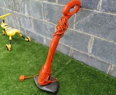 Small garden strimmer