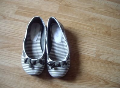 green marie claire shoes