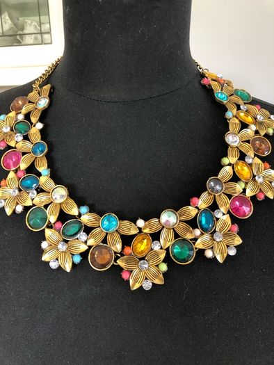 statement necklace