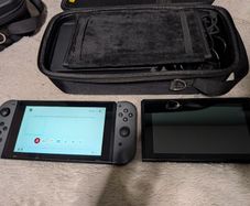Nintendo switch  x 2