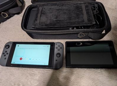 Nintendo switch  x 2