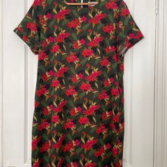 Lily Sidonio by Molly Bracken Floral Dress - Size L - New with Tags