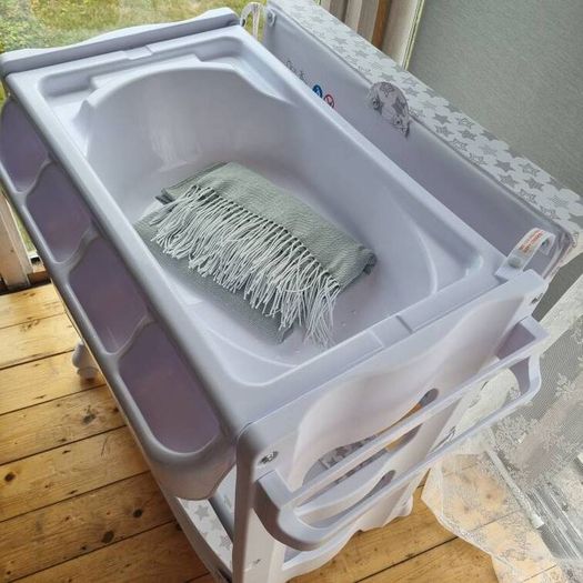 Baby Changing Unit with Bath - Like New