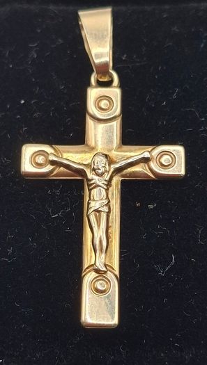 Vintage 9ct gold cross