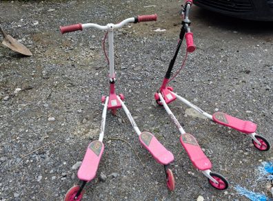 2 x Sporter 3 wheel scooters