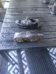golf shoes