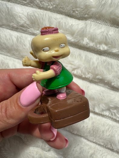 2001 Lil Lillian DeVille 2" Weetos Cereal EUROPE PVC Action Figure Rugrats Used Please look at the pictures