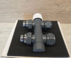 EMKE Radiator Valve, Valve for Radiators and Towel Dryers, Universal for Angle and Straight Valves, G1/2", Anthracite, 1 Piece
