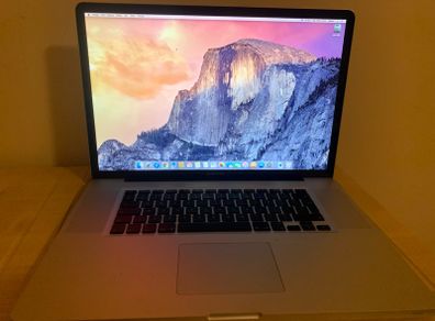MacBook Pro ( 17-inch, late 2010-2011)