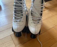 No fear quad roller skate size 3