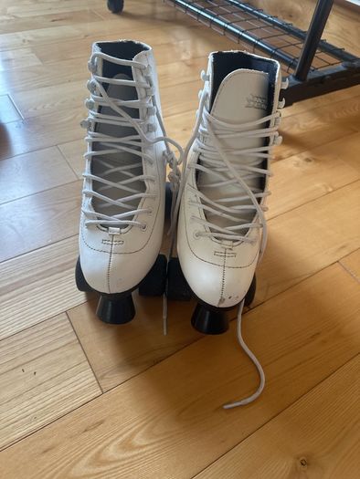 No fear quad roller skate size 3