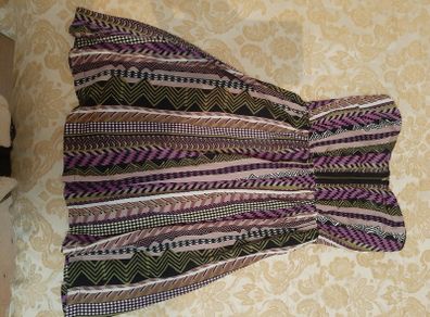 Purple Strapless dress (size 10- YUMI)