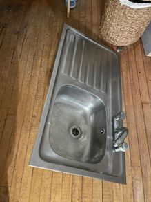 Stainless kitchen sink