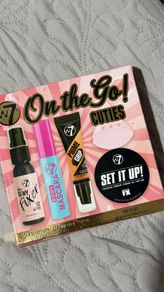 W7 gift set
