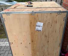 Timber crate pallet with galvanised protection for transport