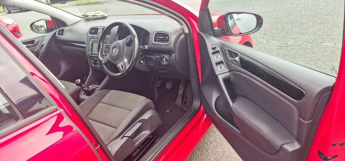 VW Golf 2011  1.6 TDI  Excellent Condition