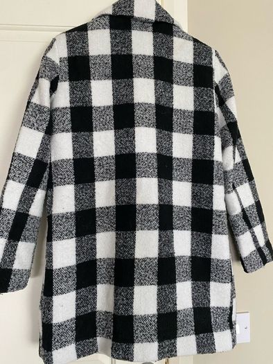 Coat size 6 perfect condition